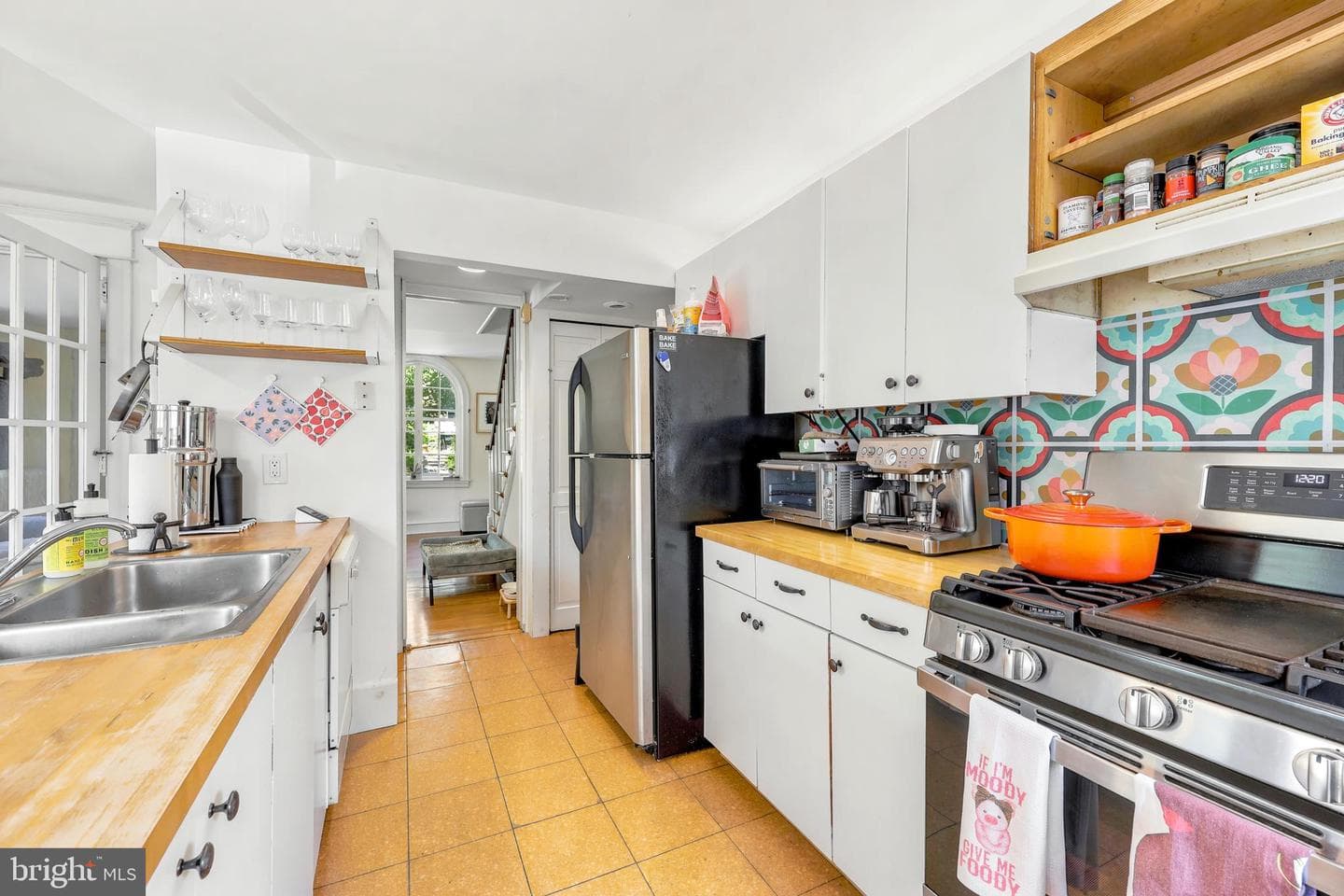 450 Wellesley Road photo 9