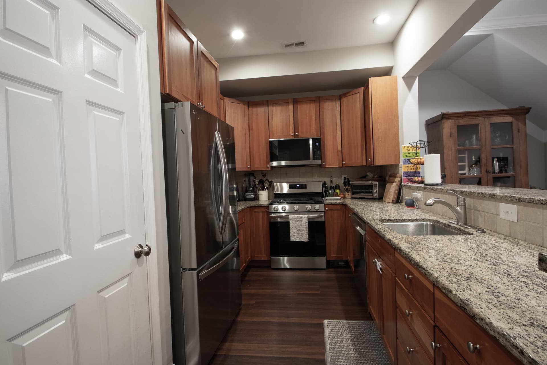 206 Captains Way photo 3