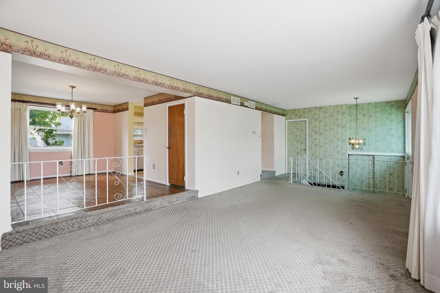 10113 Galahad Road photo 7