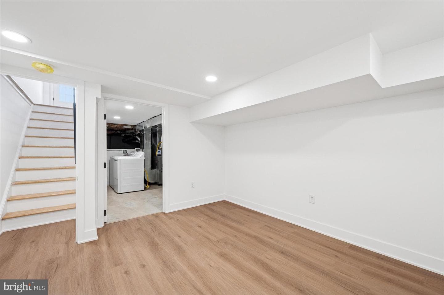 1432 S Newkirk Street photo 23