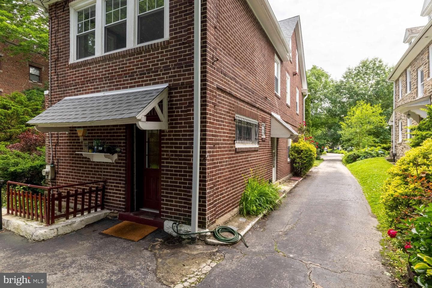 607 W Cliveden Street photo 48