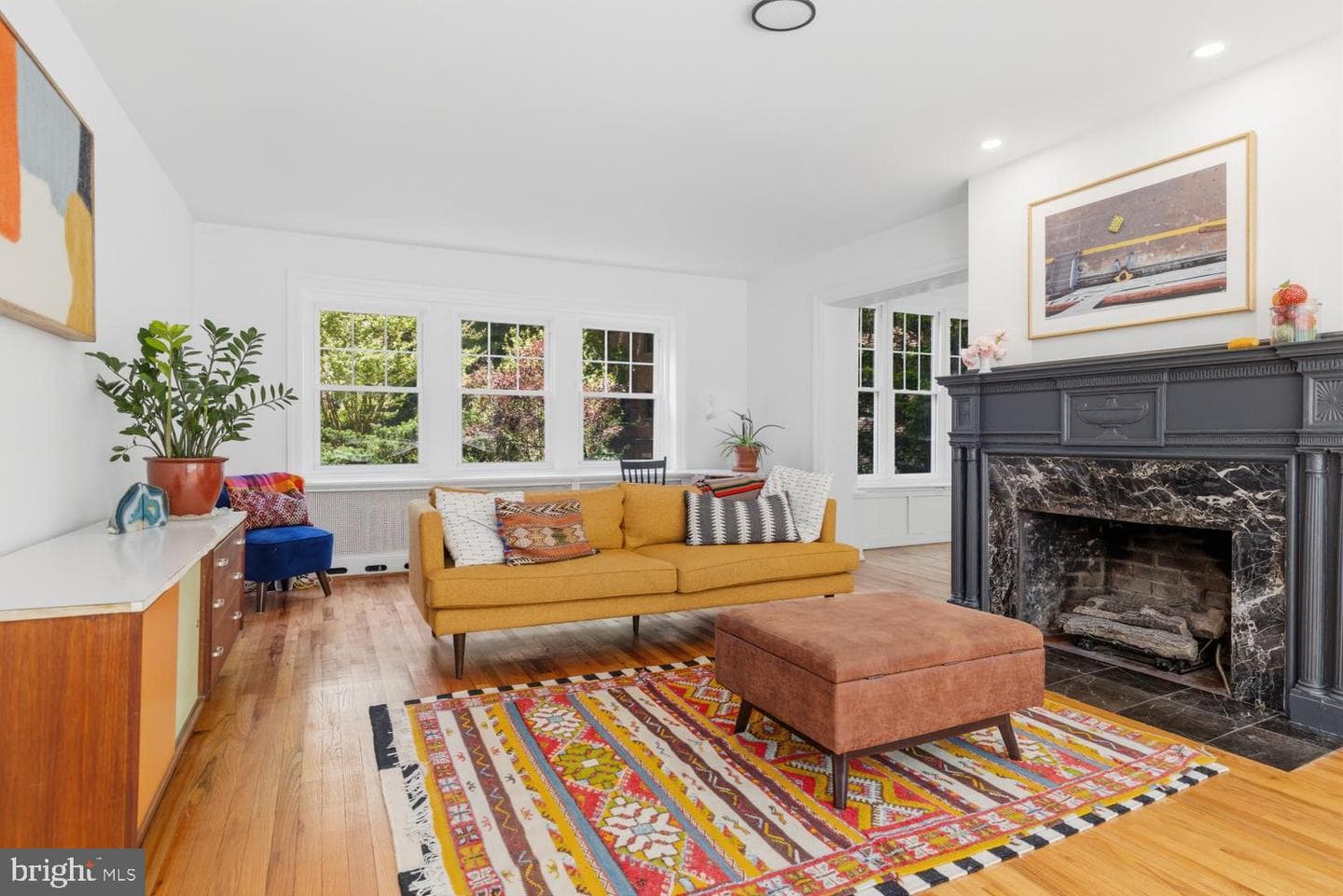 607 W Cliveden Street photo 8
