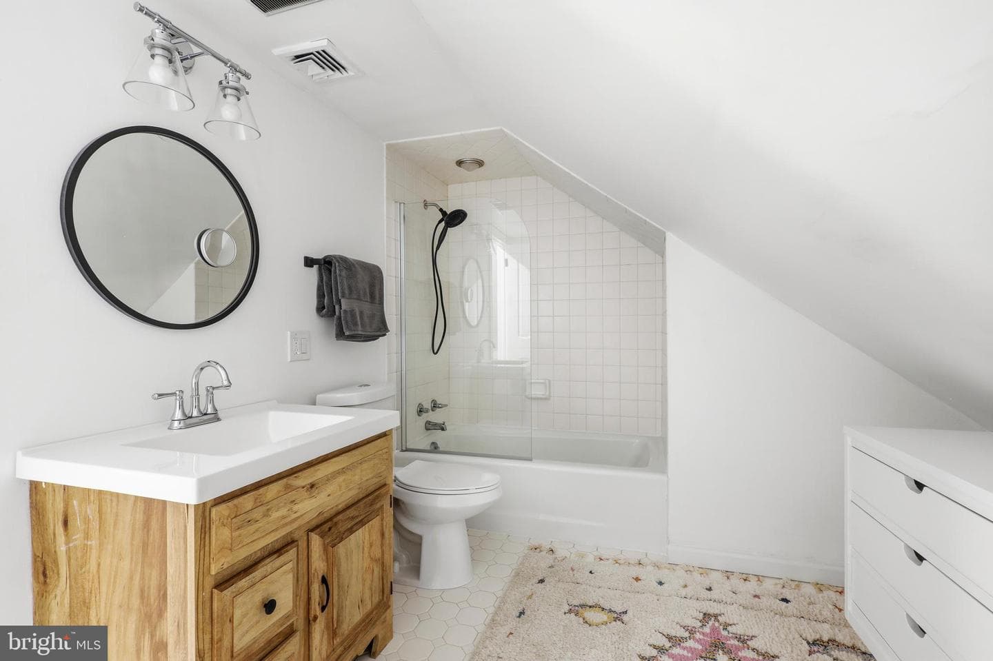 7700 Cherokee Street photo 51