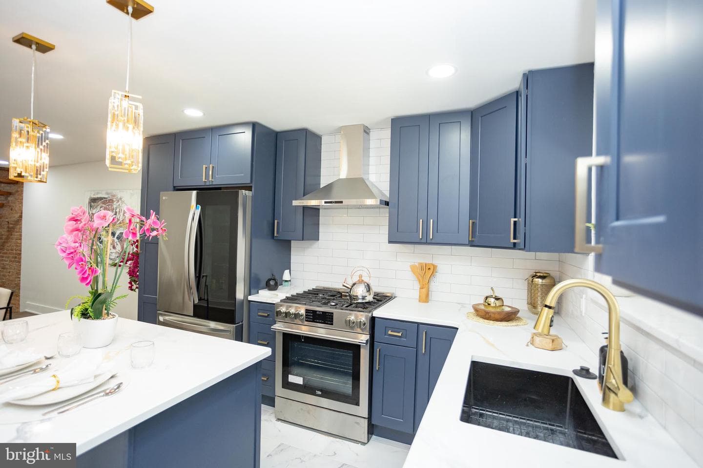 429 Tasker Street photo 12