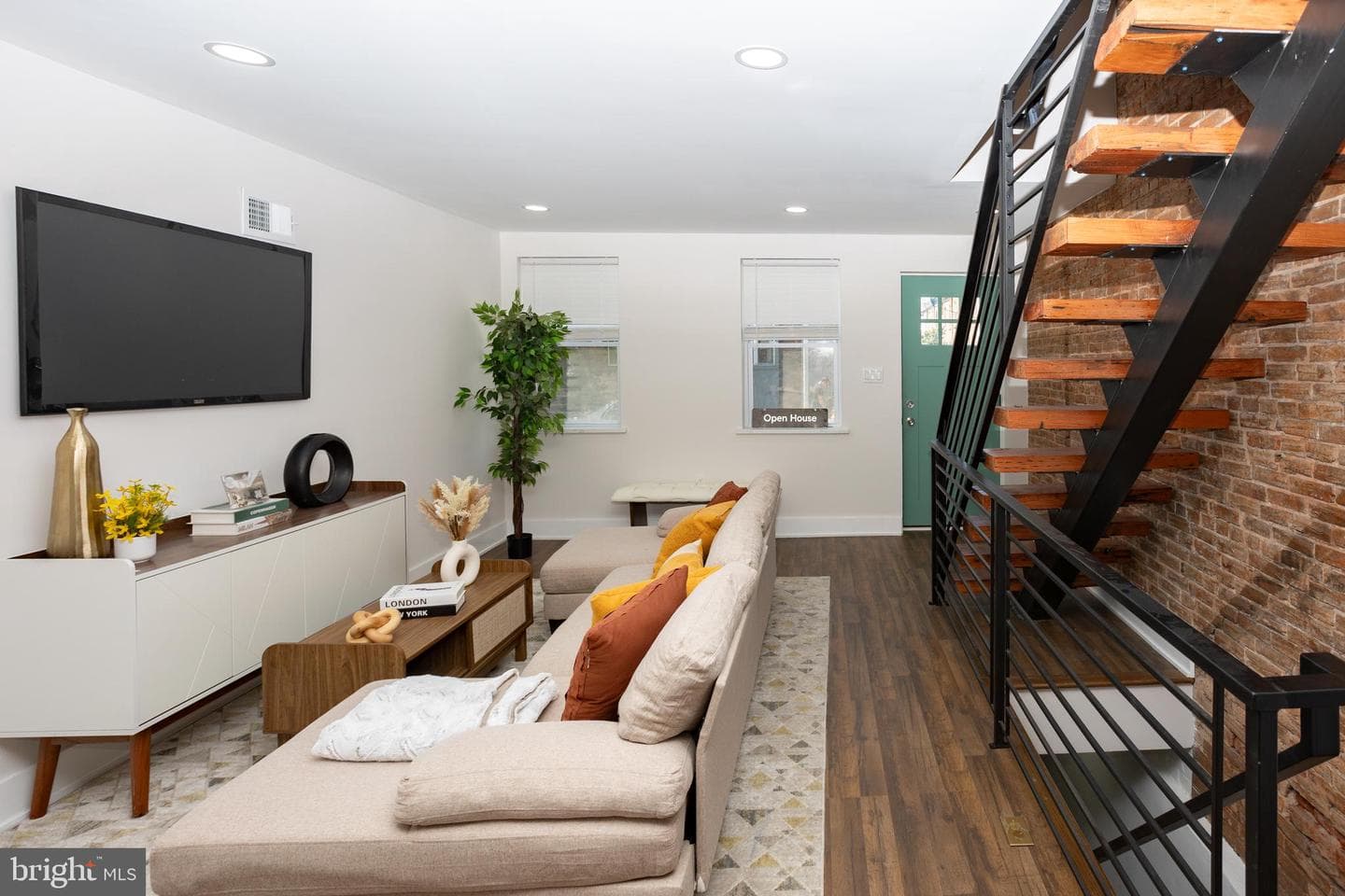429 Tasker Street photo 14
