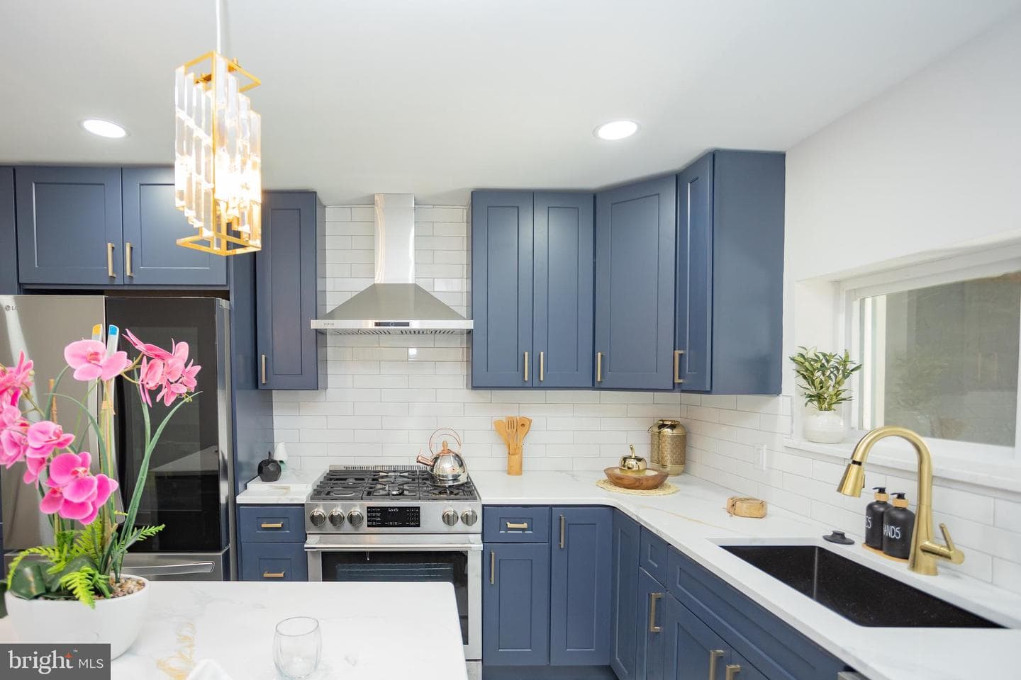 429 Tasker Street photo 37