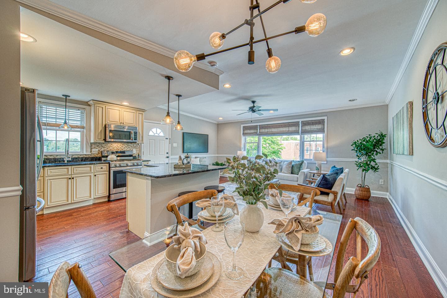 786 Hill Road photo 12