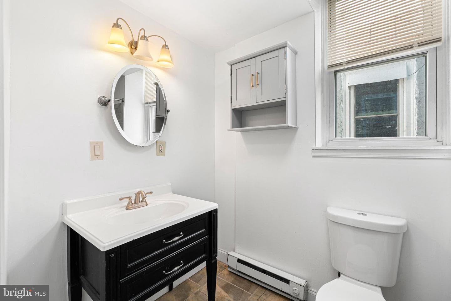 1816 S Alden Street photo 6