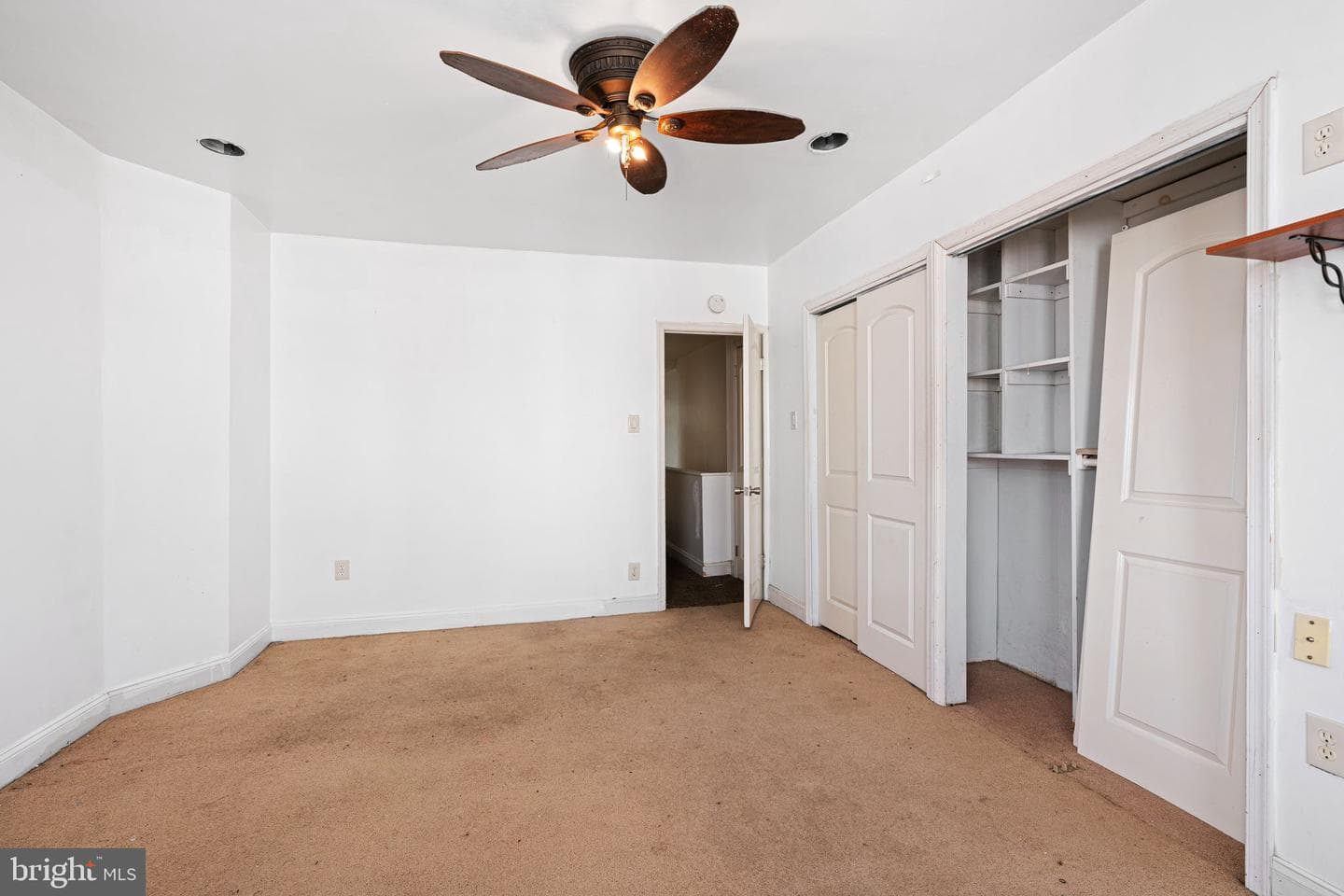 1816 S Alden Street photo 9