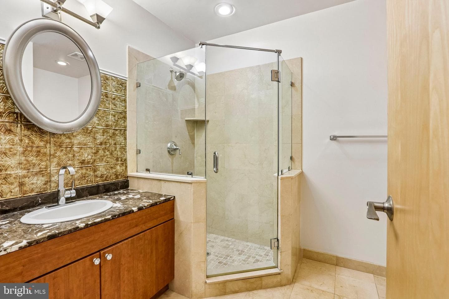 1100 S Broad Street #308c photo 21
