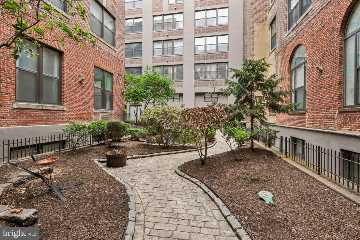 1100 S Broad Street #308c photo 29