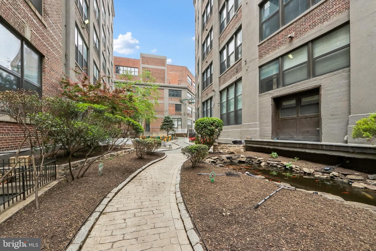 1100 S Broad Street #308c photo 32