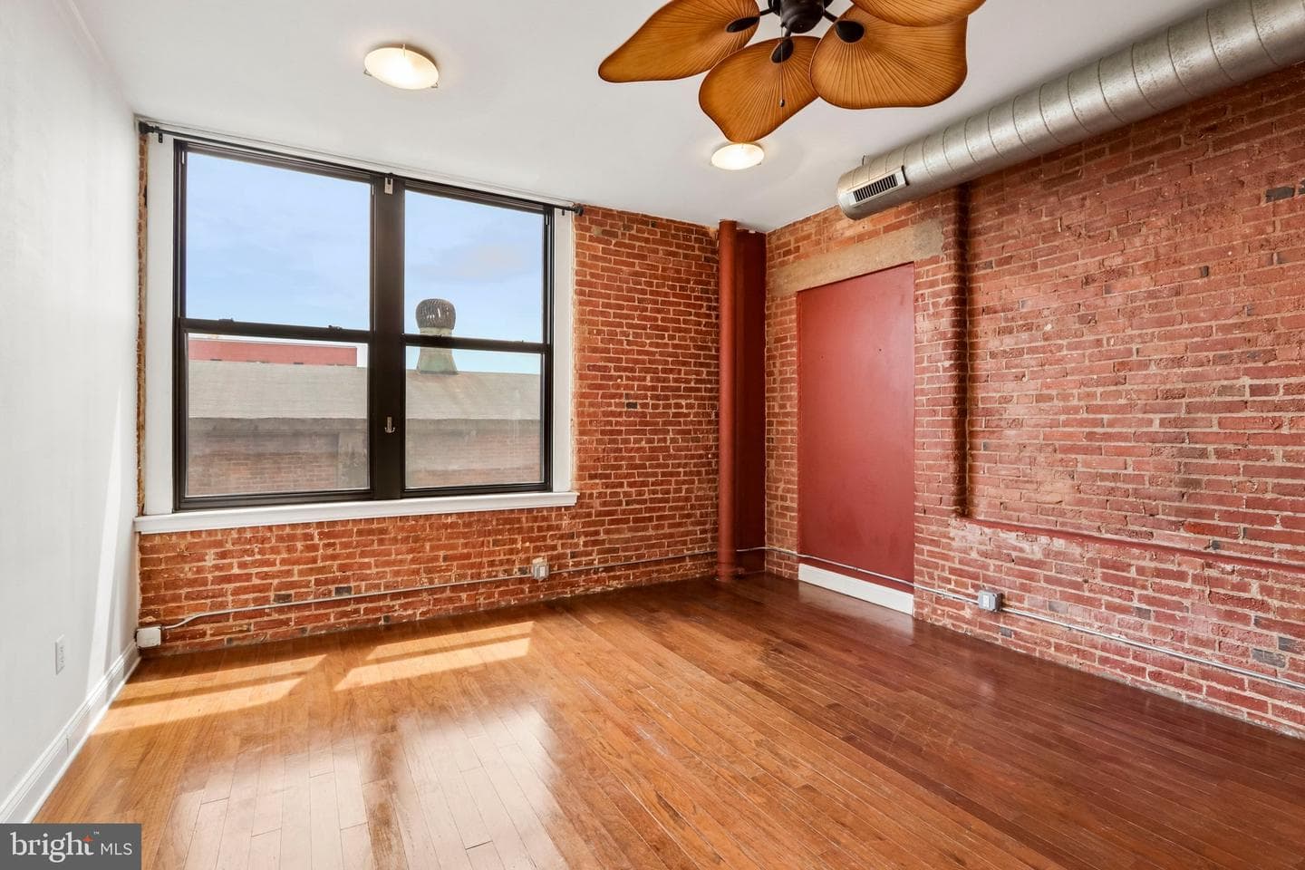 1100 S Broad Street #308c photo 8