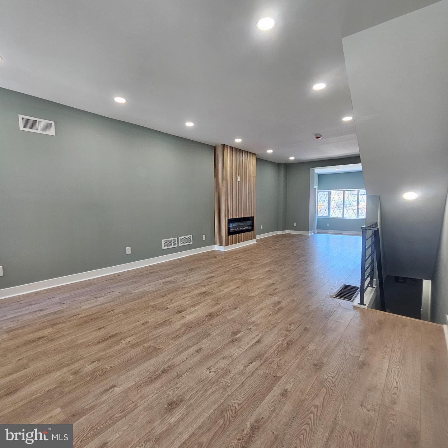 5025 N 9th Street photo 11