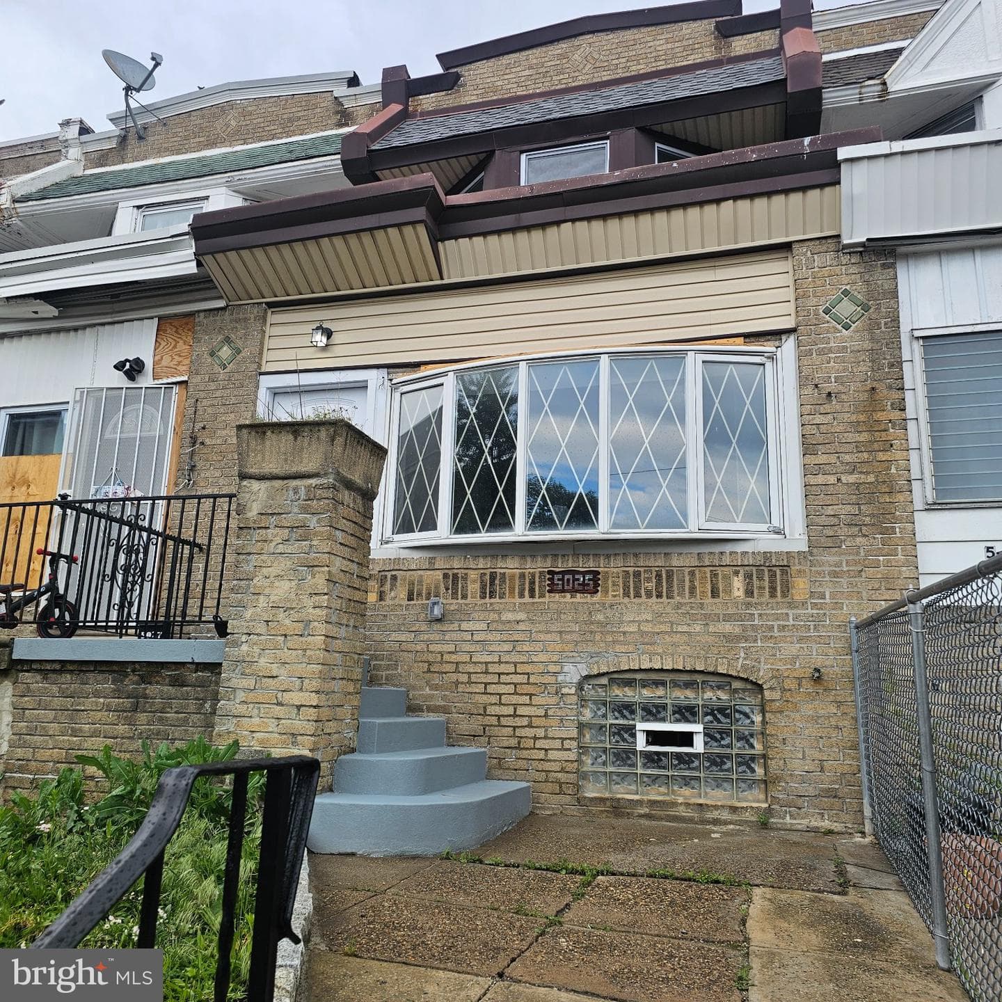 5025 N 9th Street photo 2