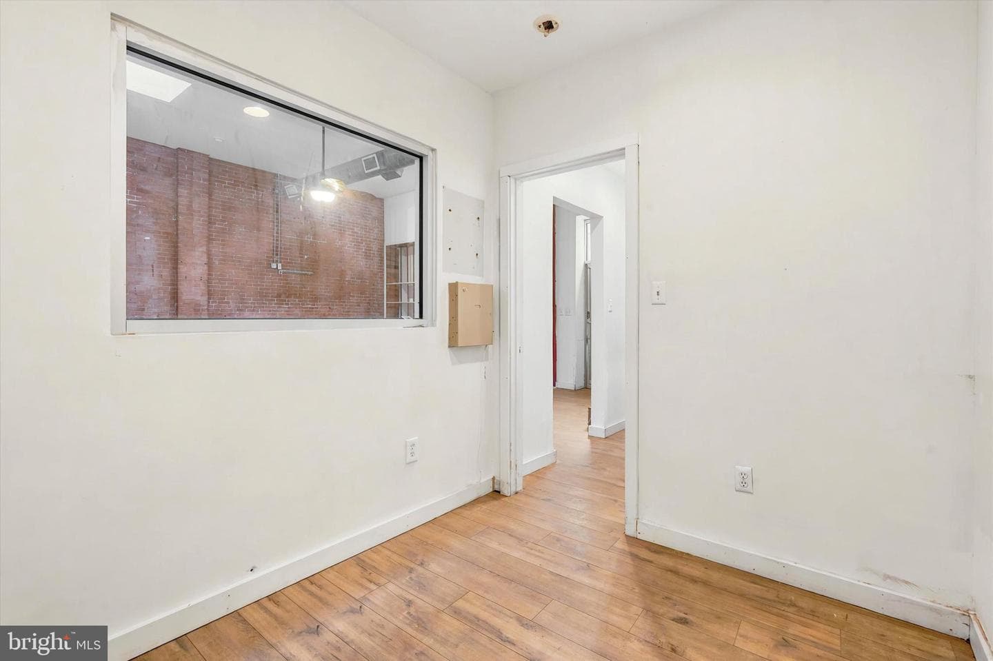 1414 W Oxford St photo 13