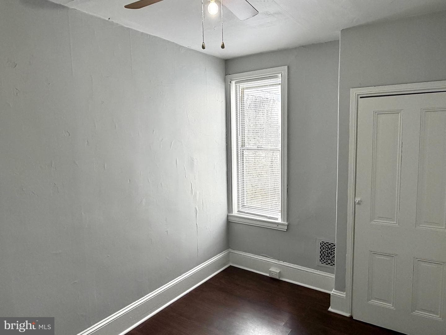 2520 N Sartain Street photo 9