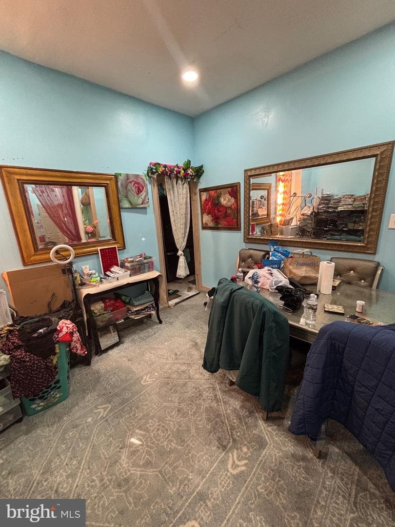 24 N Farson Street photo 3