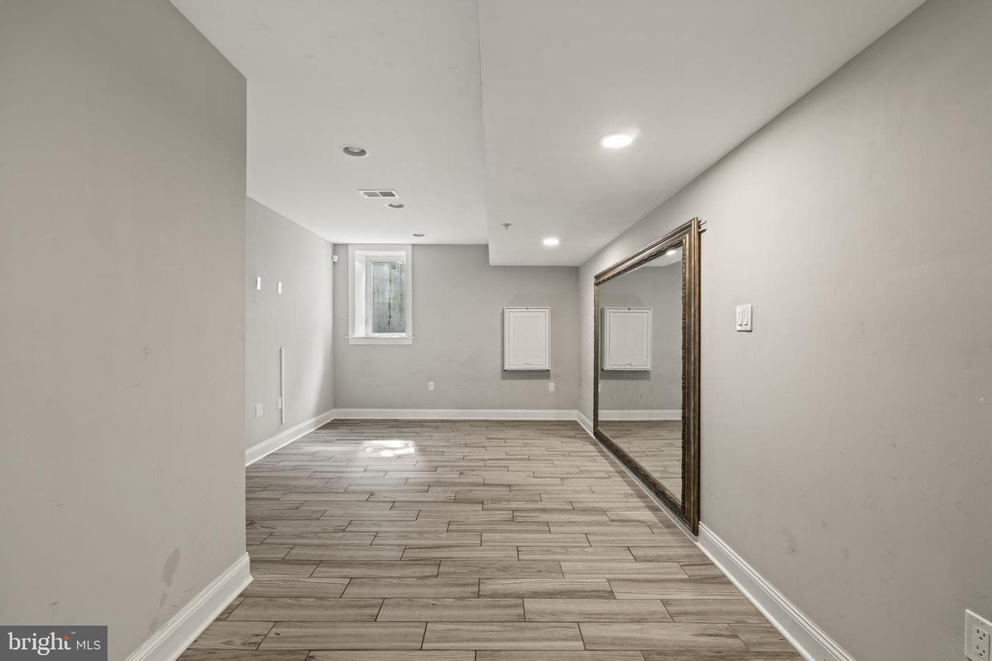 1740 N Lambert Street photo 15