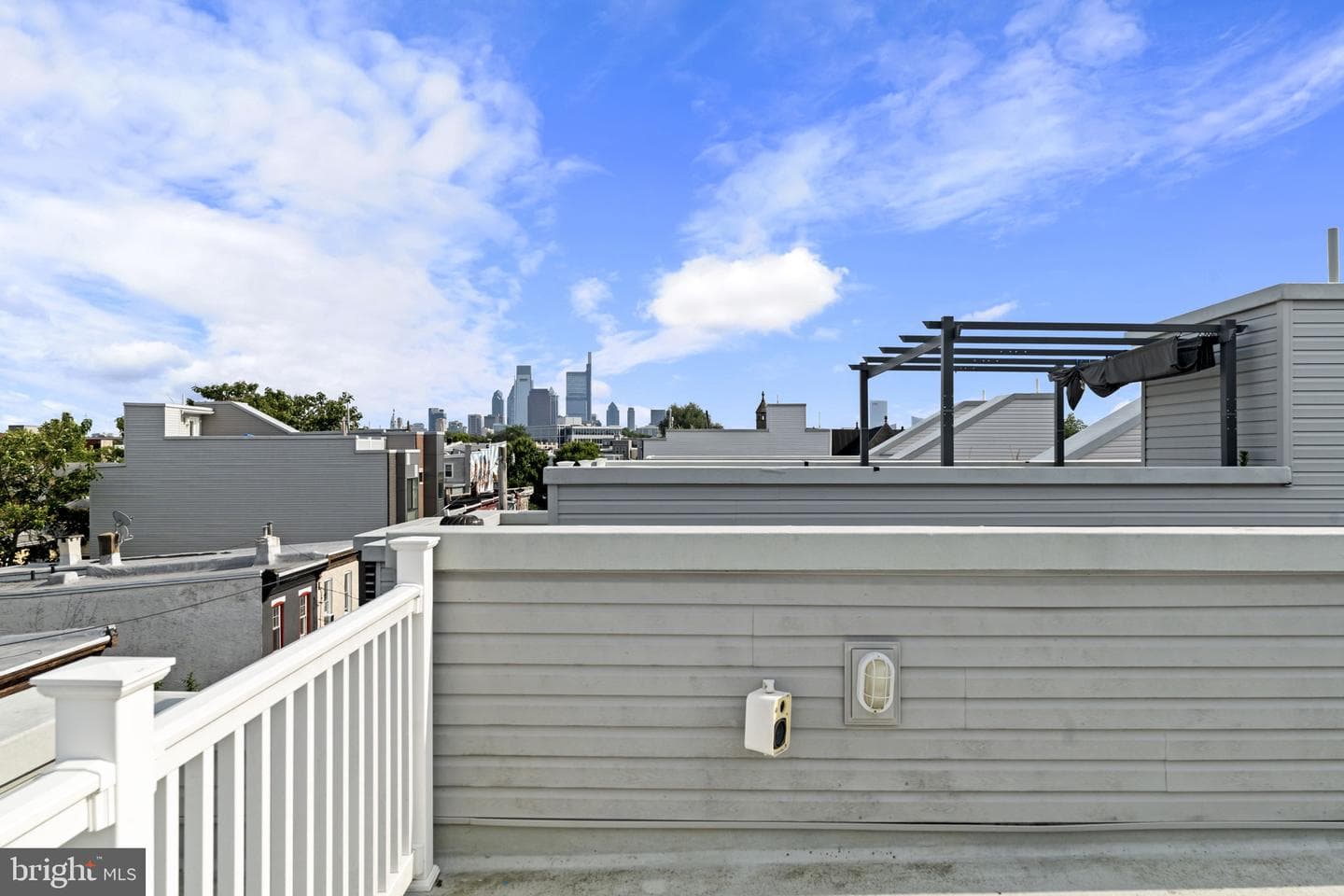 1740 N Lambert Street photo 36