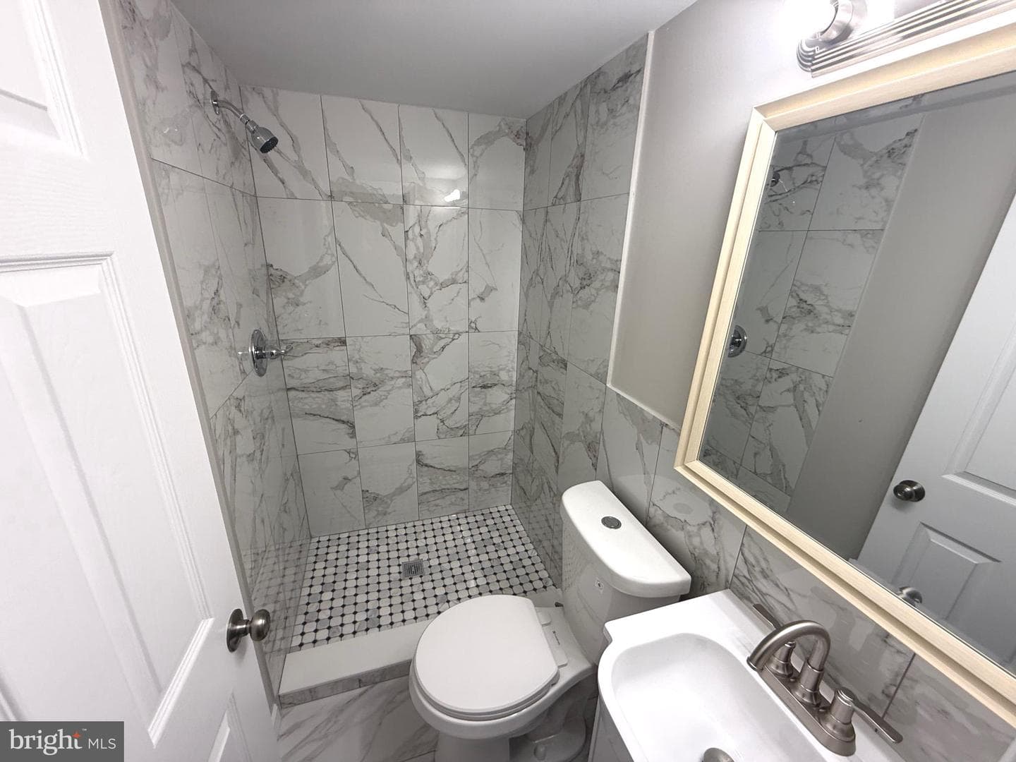 7735 Temple Road photo 13