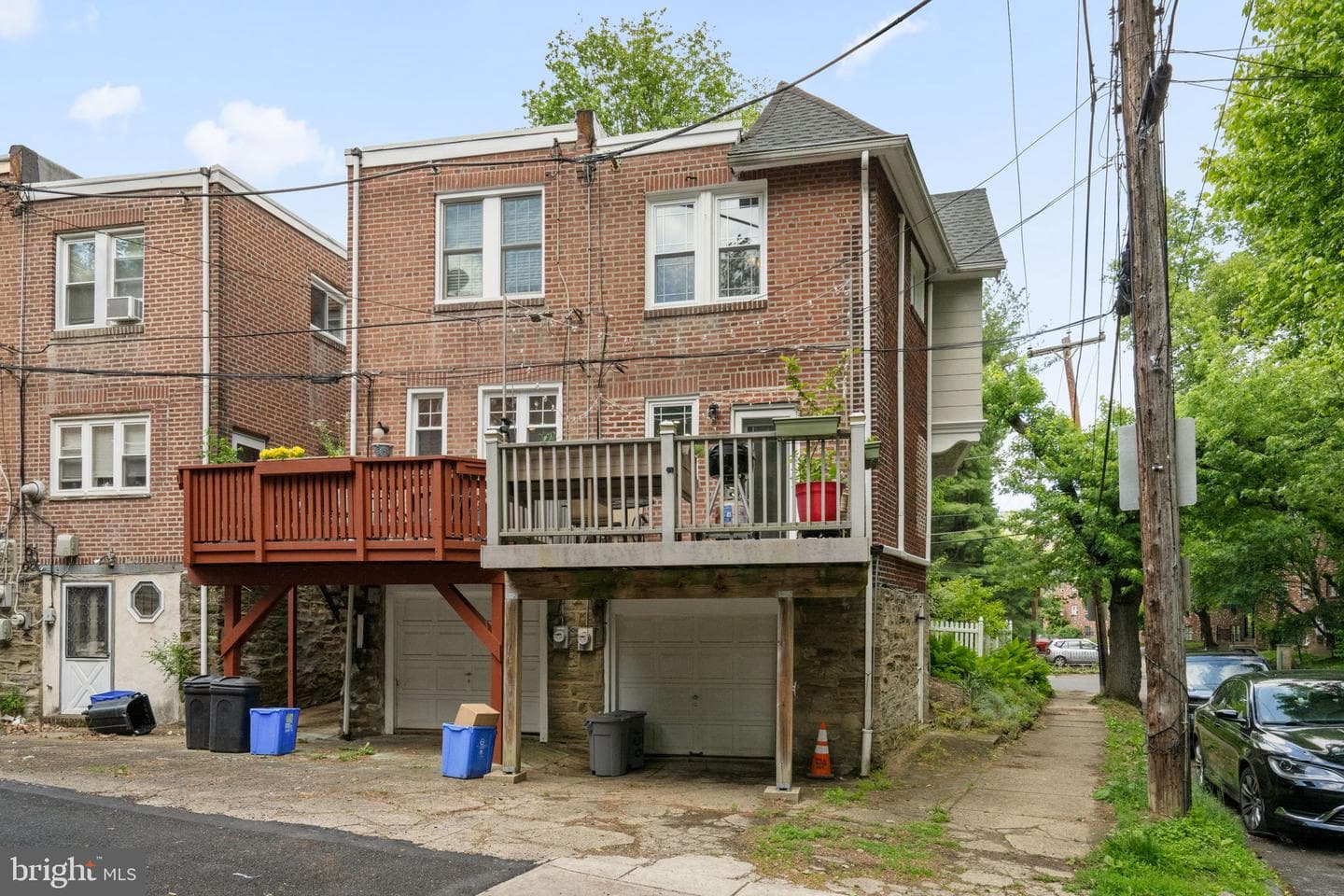 156 E Roumfort Road photo 56