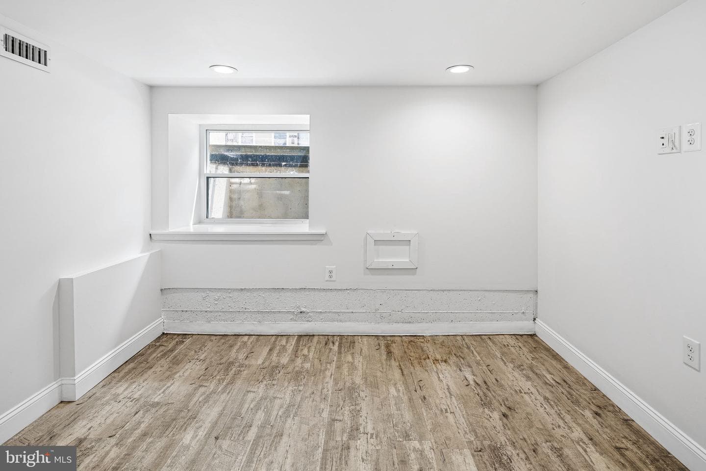2144 N 8th Street photo 8