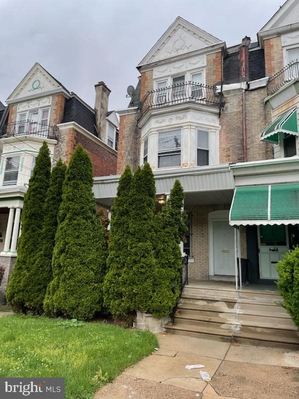 136 N 50th St photo 1