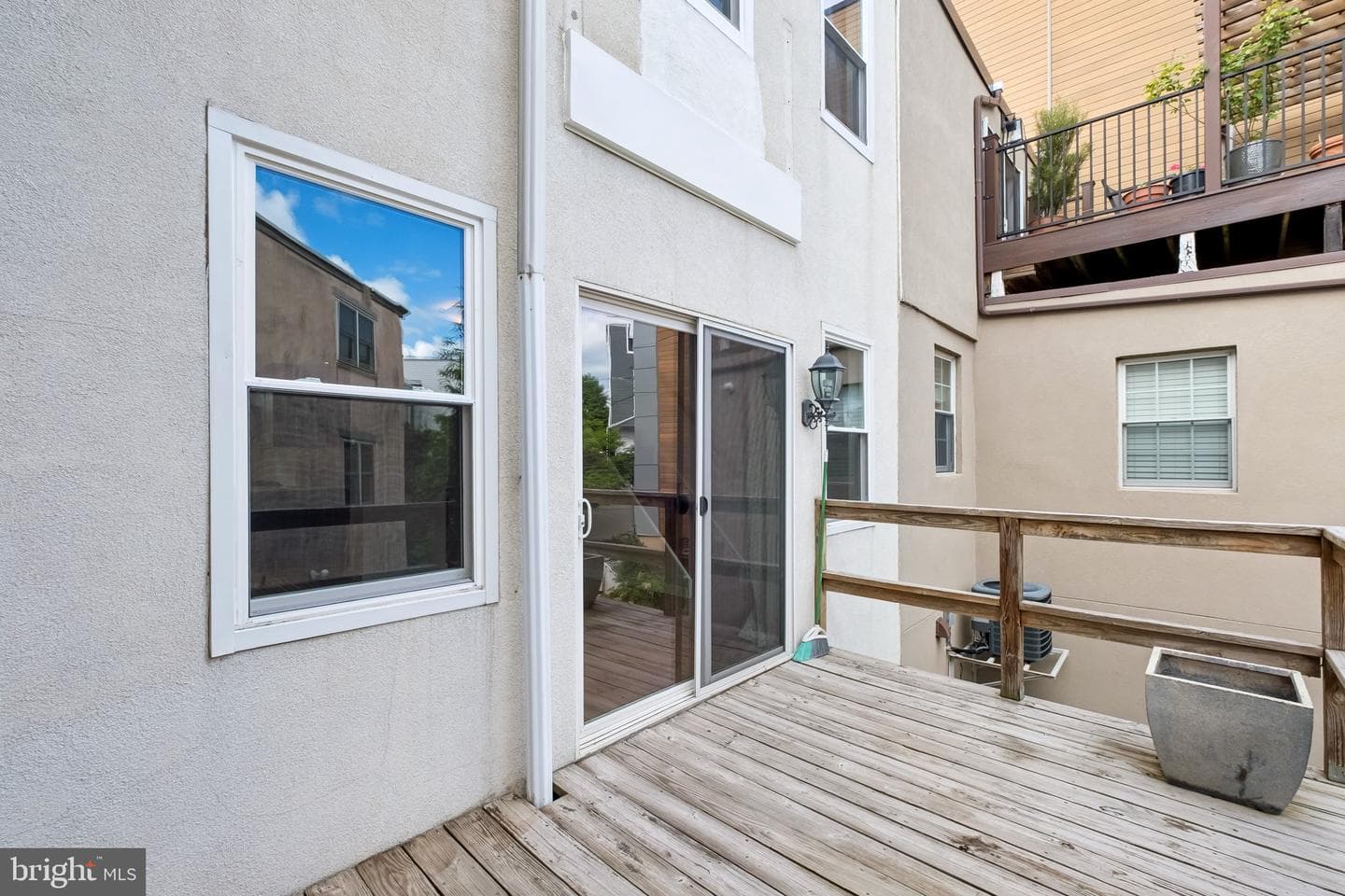 2305 Grays Ferry Ave photo 9