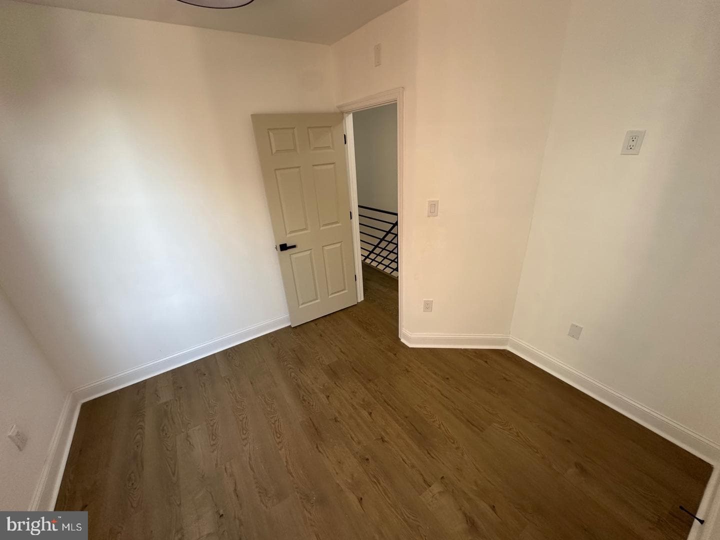 5632 Larchwood Ave photo 27