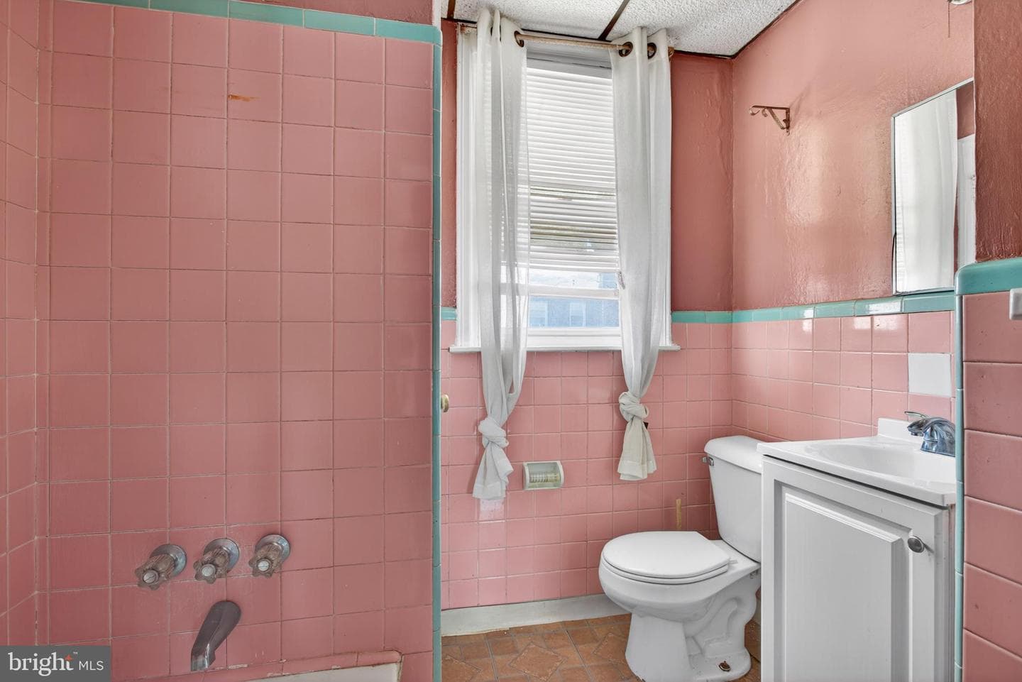 3906 L Street photo 26