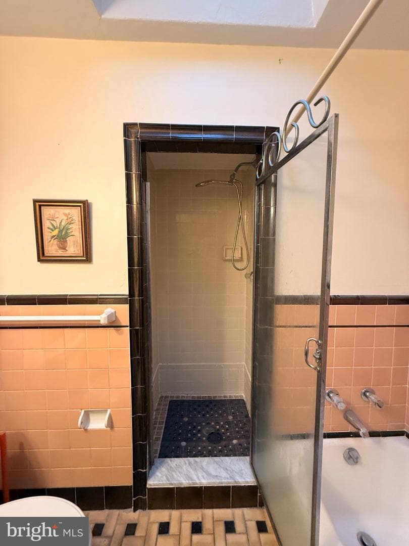 3148 Rawle St photo 21