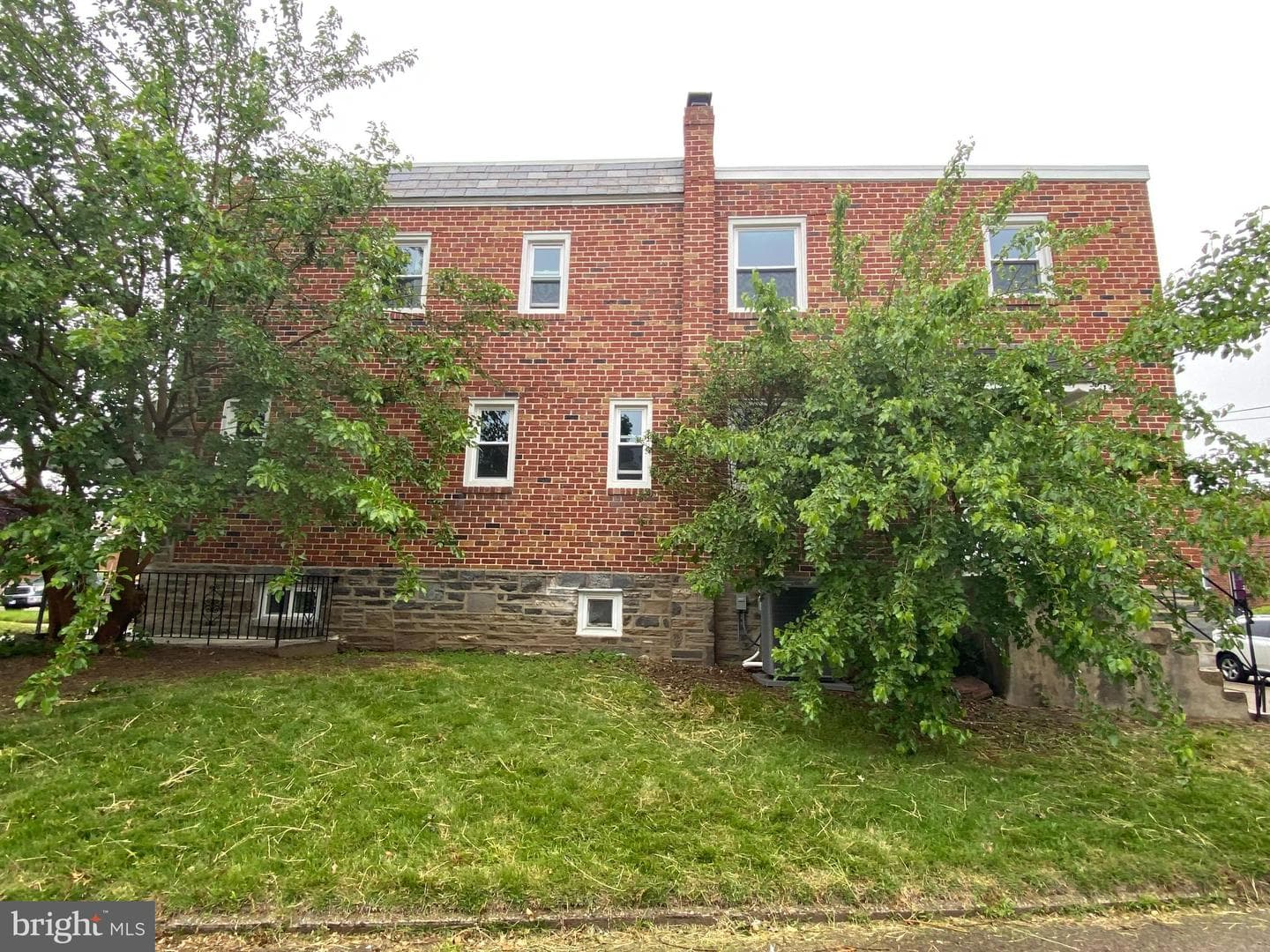 1030 E Sedgwick Street photo 35