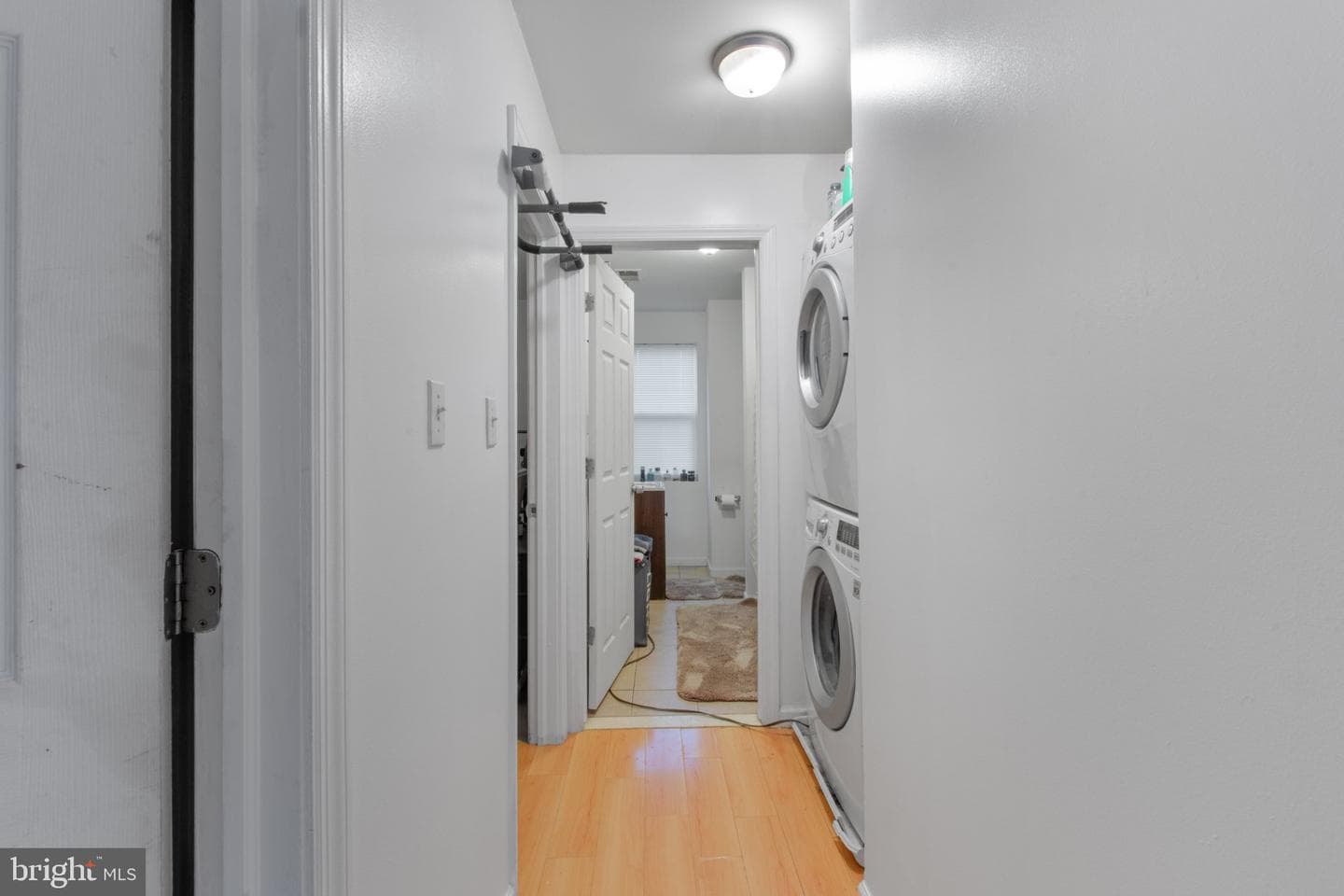 1422 W Tioga St photo 12