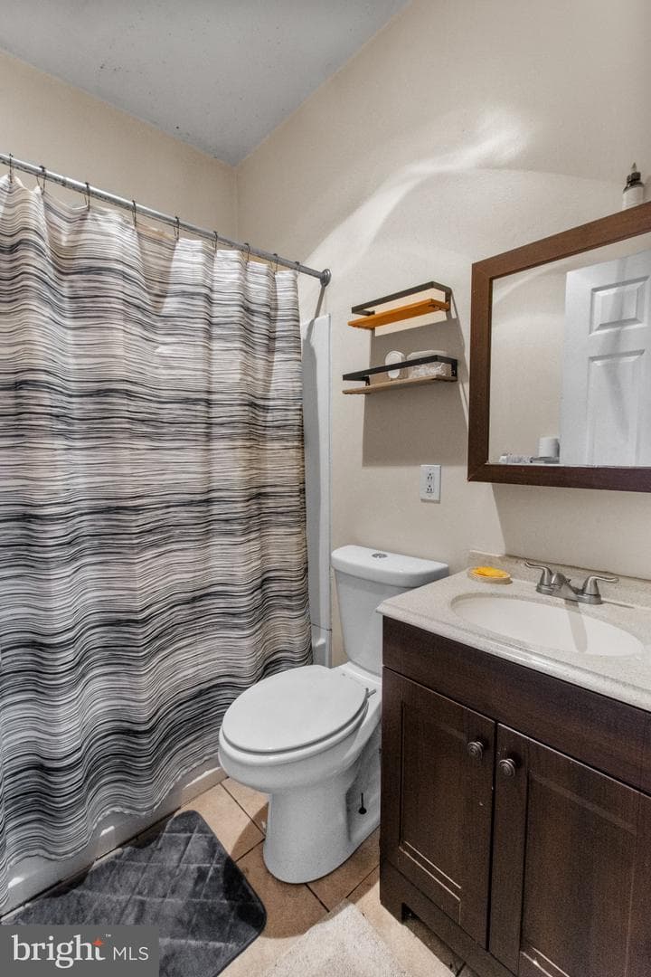 1422 W Tioga St photo 27