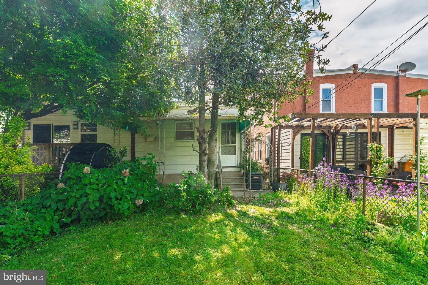 464 Monastery Avenue photo 14