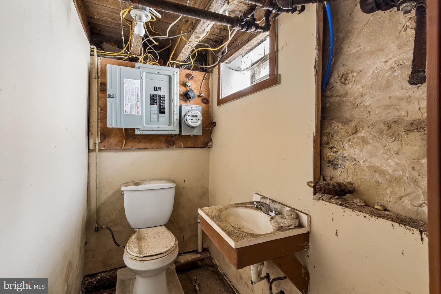 1710 Titan Street photo 17