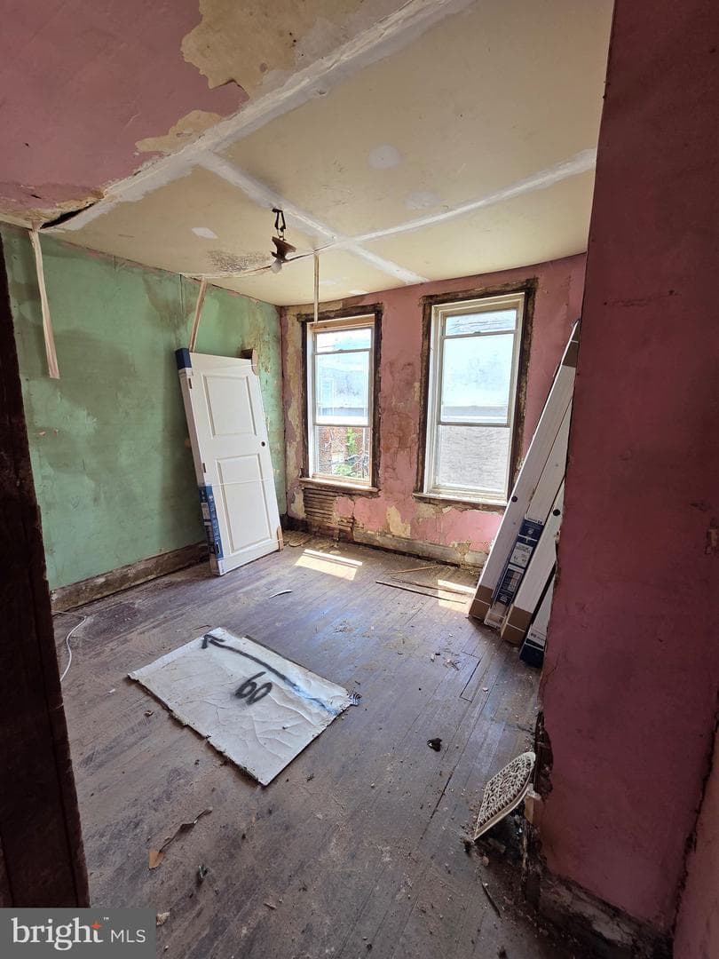 5026 Brown Street photo 6