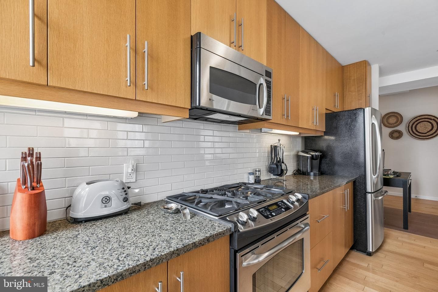 1425 Locust St # 14A photo 10