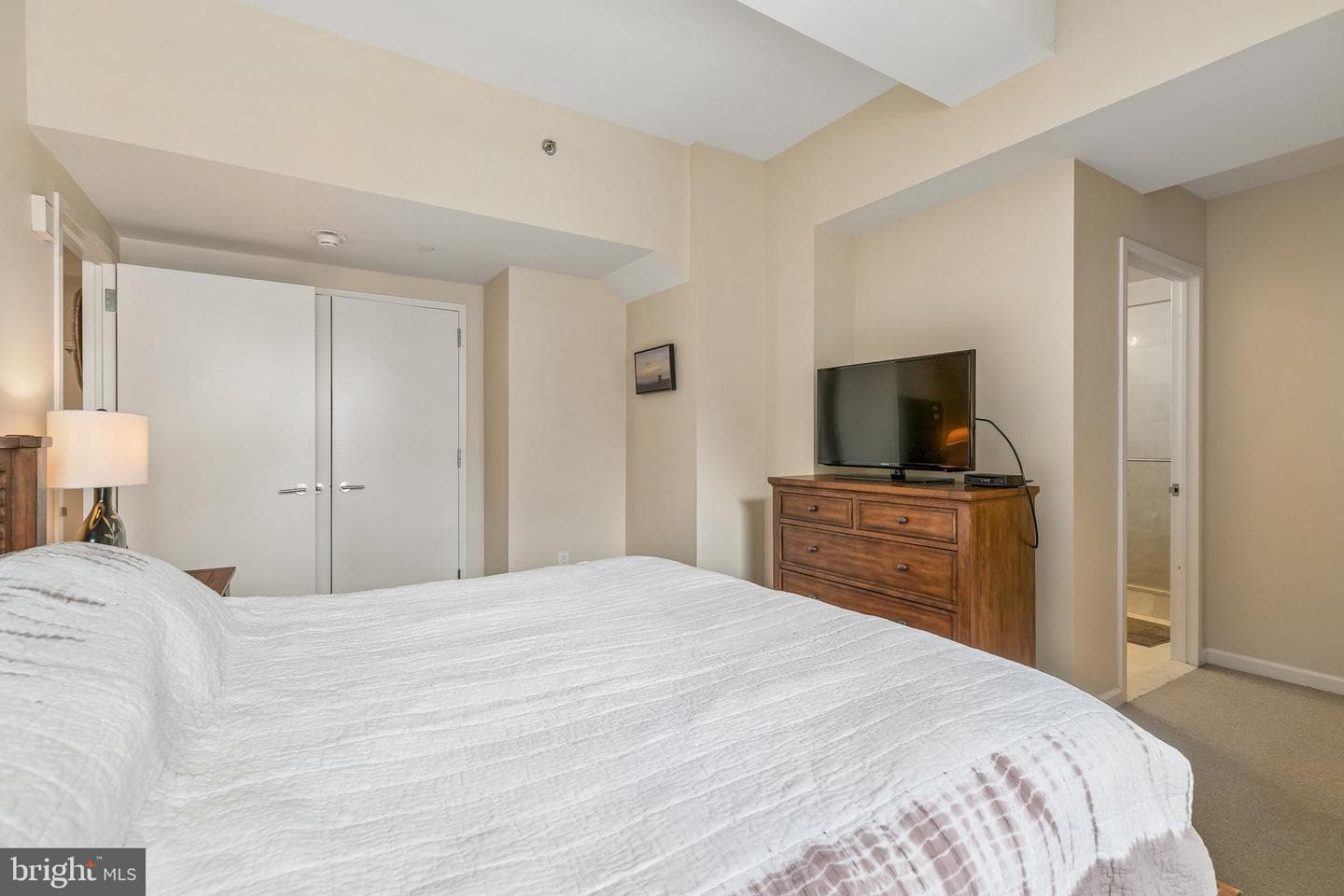 1425 Locust St # 14A photo 22