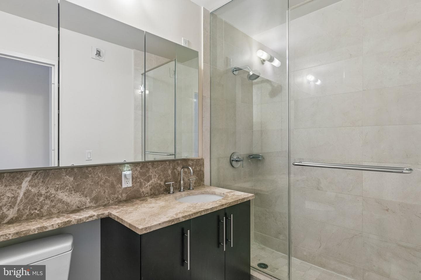 1425 Locust St # 14A photo 23