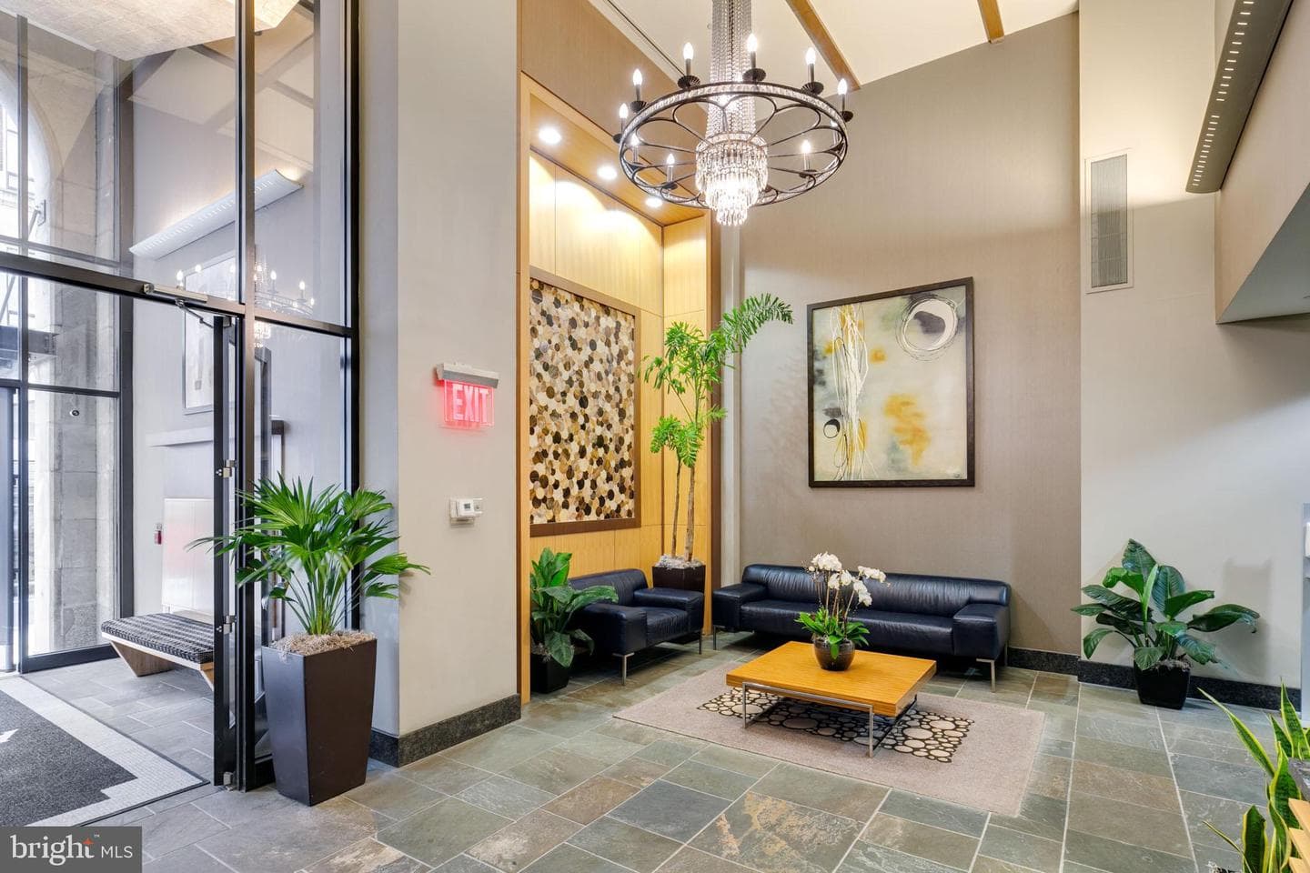1425 Locust St # 14A photo 33