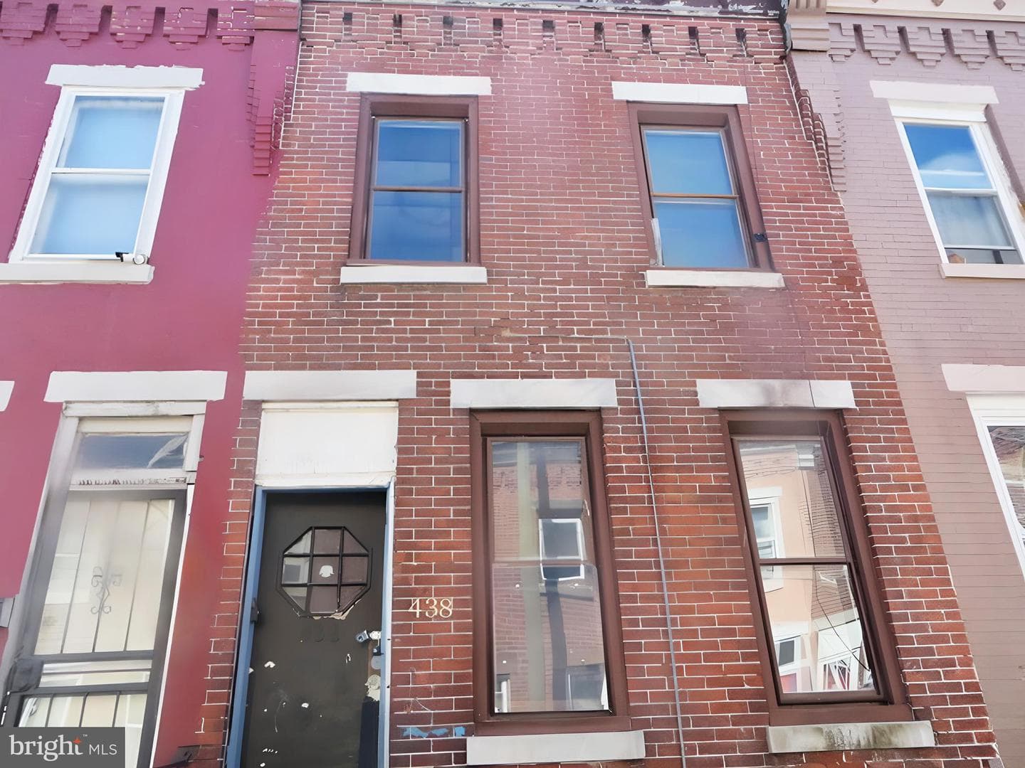 438 E Auburn Street