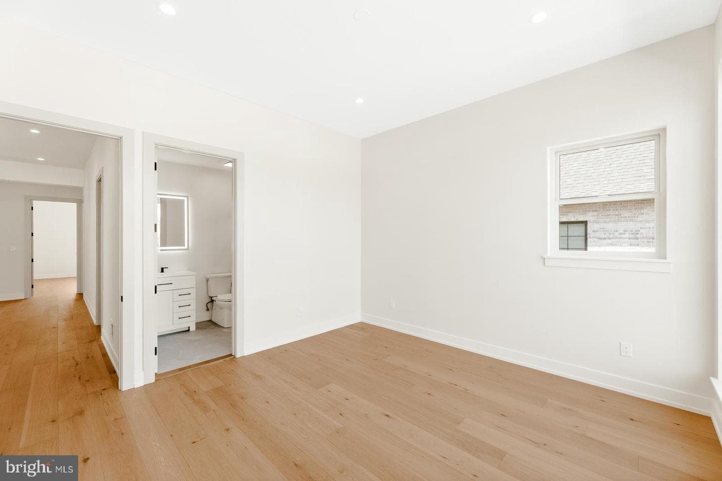 9741 Krewstown Road photo 34