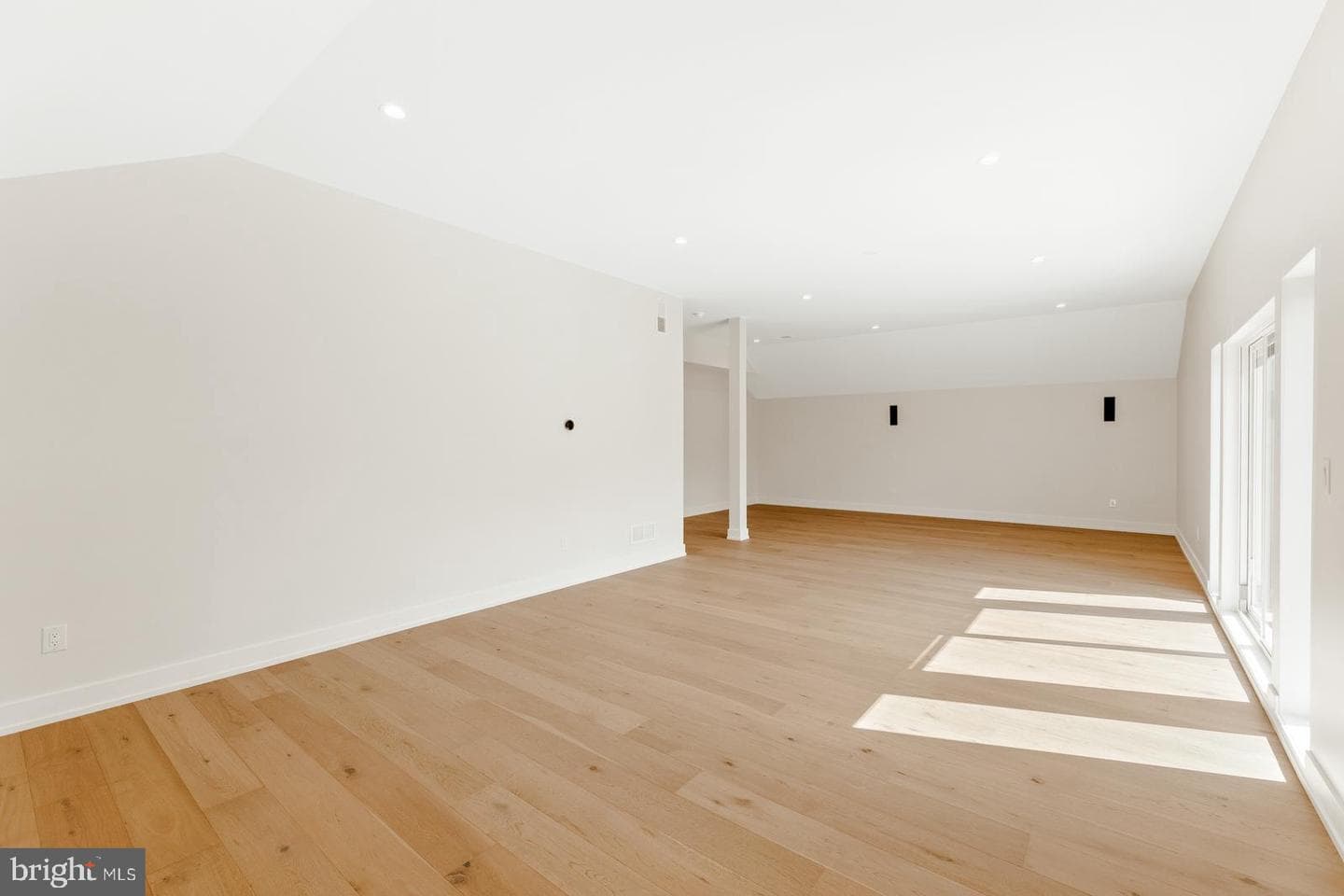 9741 Krewstown Road photo 45