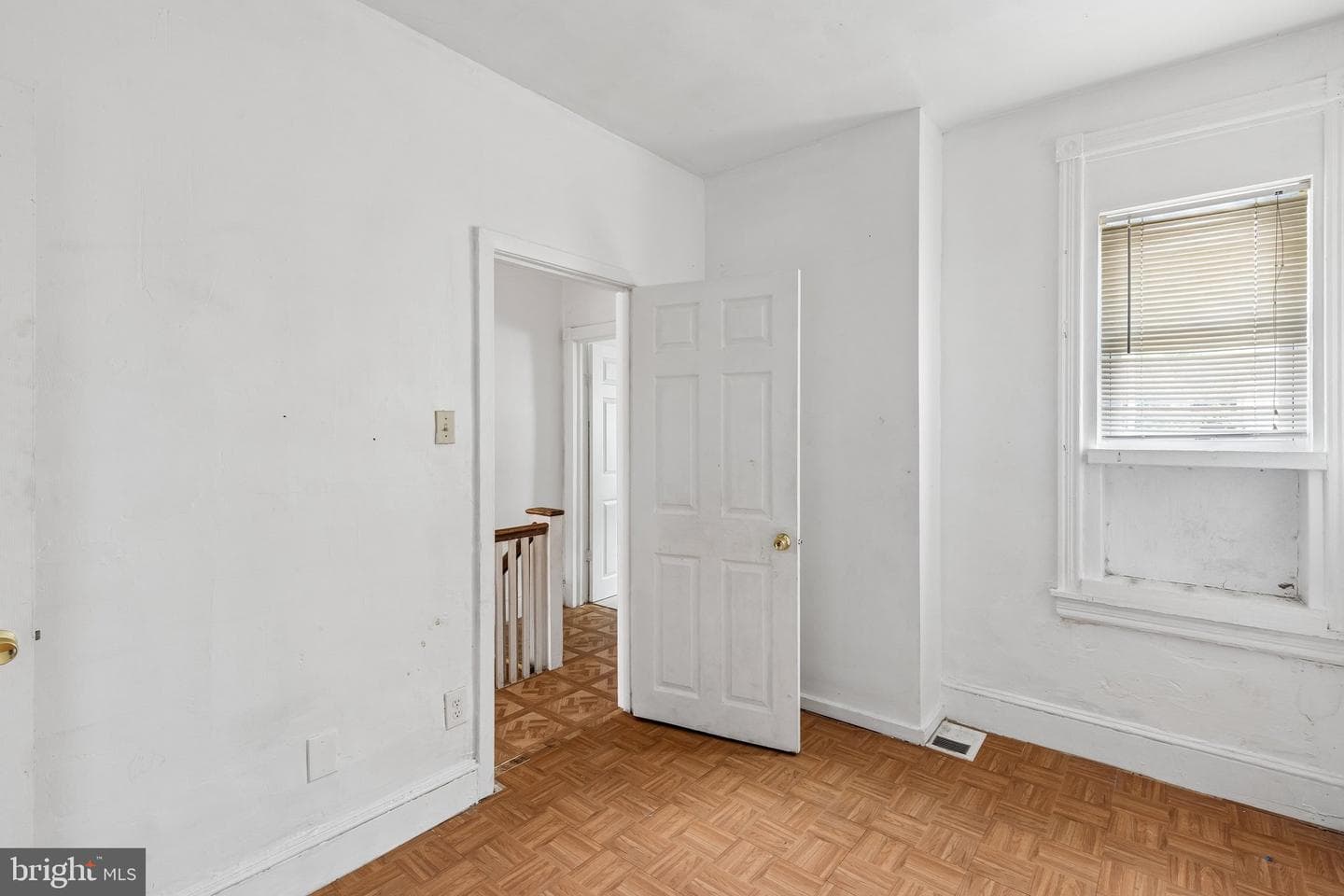 2512 S Fairhill St photo 11