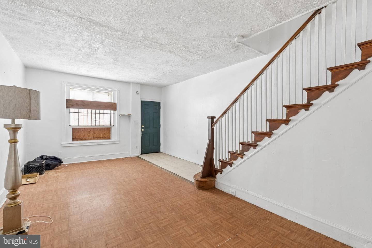 2512 S Fairhill St photo 4