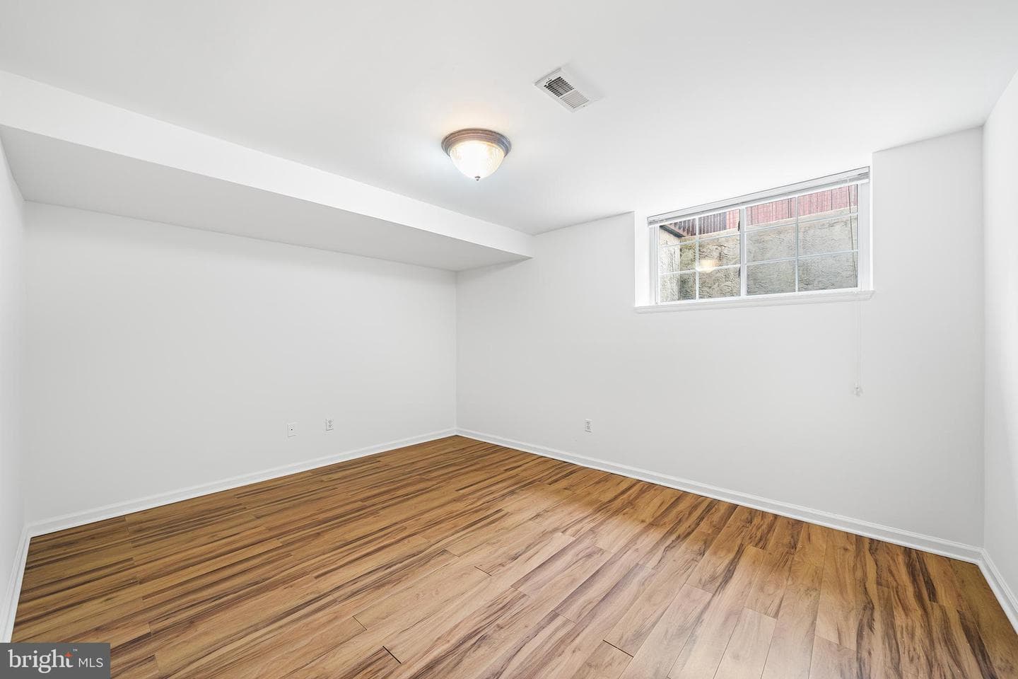 4847 Ogle St photo 13