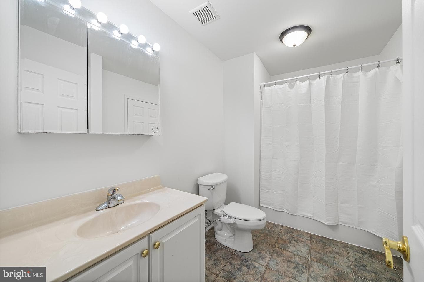 4847 Ogle St photo 14