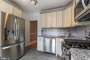 120 W Godfrey Avenue photo 26
